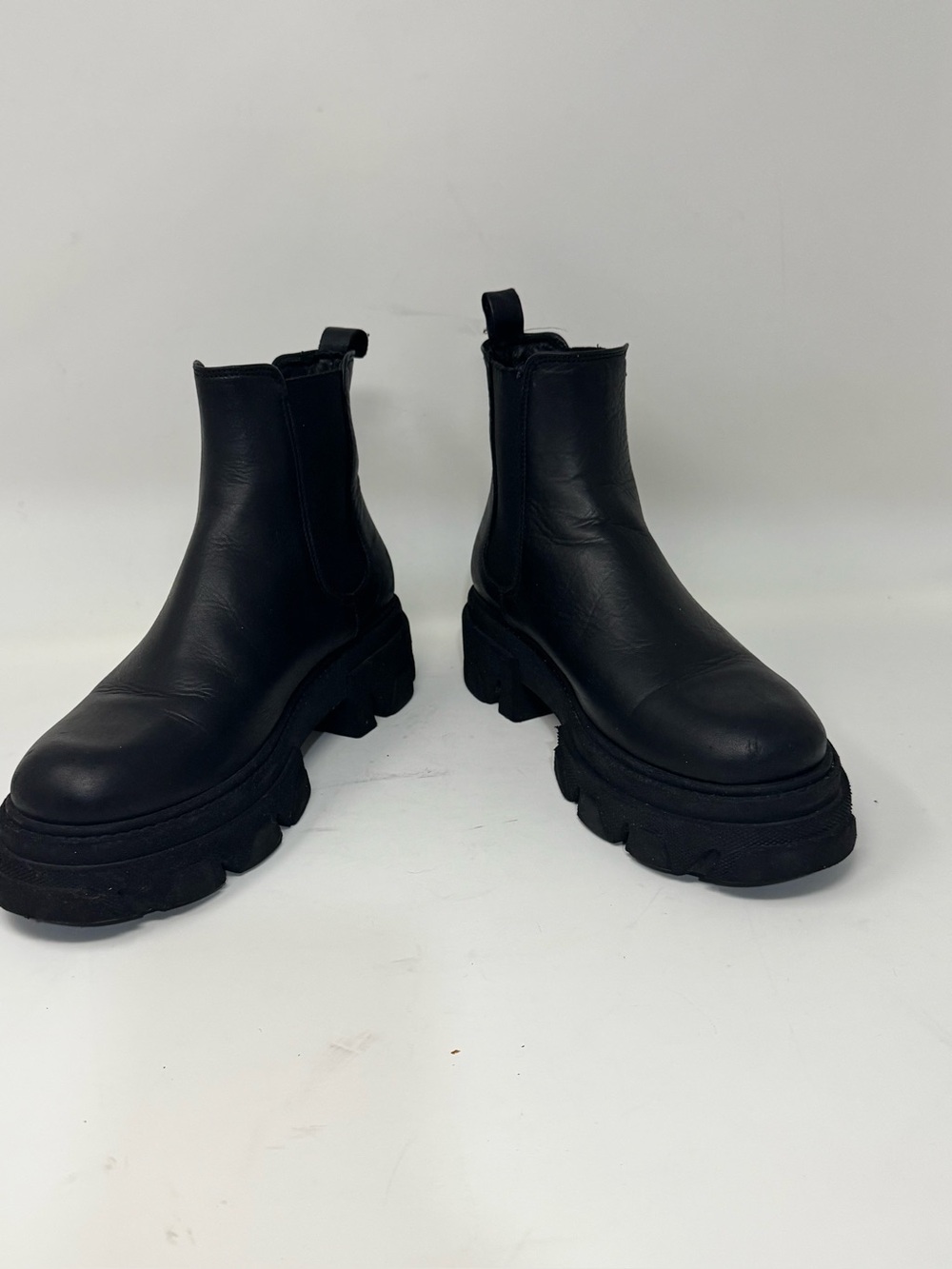 Sam Edelman Chunky Platform Chelsea Boots Black leather, women’s size 8 preowned